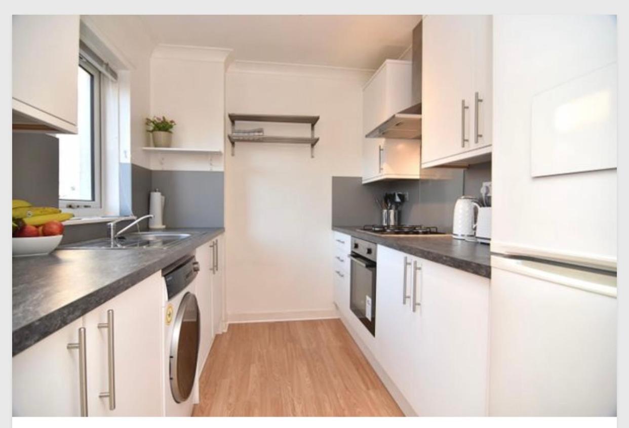 Cosy Cottage With Free Parking Close To Airport EDI Buitenkant foto